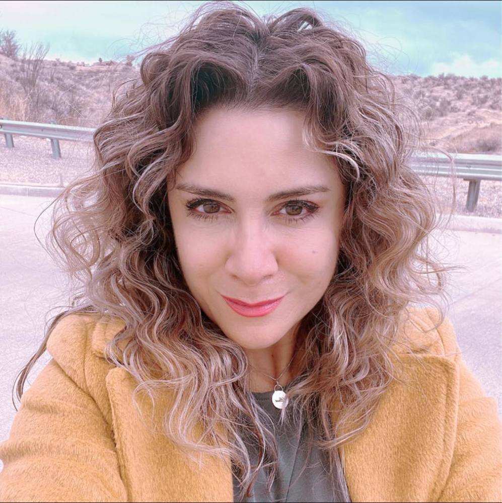 Meet your Posher, Monica marcela